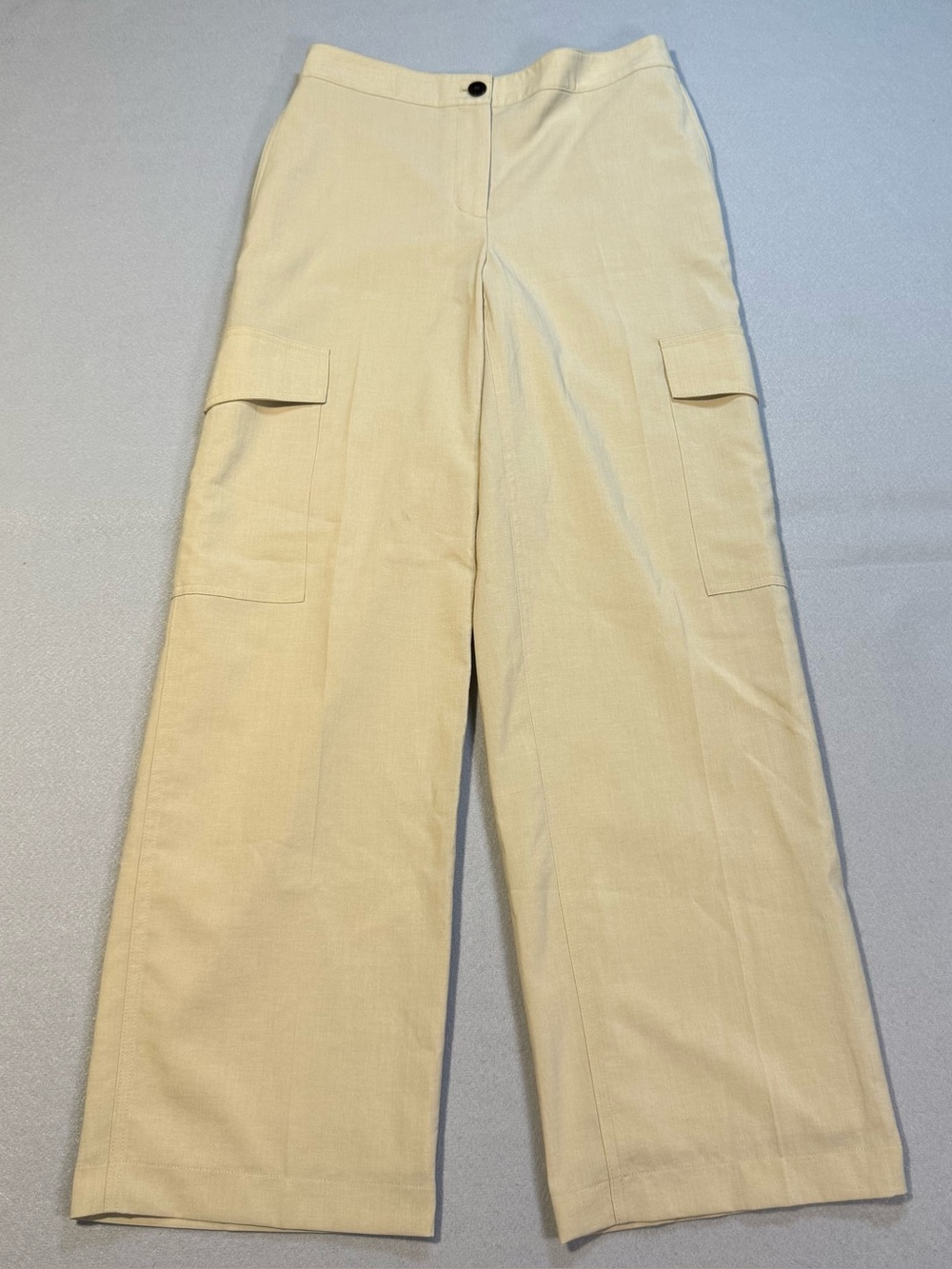 Theory Women’s Cargo Pocket Wide Leg Pants Cream Ivory Size 0 Minimalist